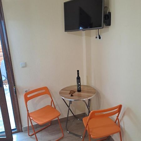 Diolkos 2 Apartment เนอาโรดา ภายนอก รูปภาพ